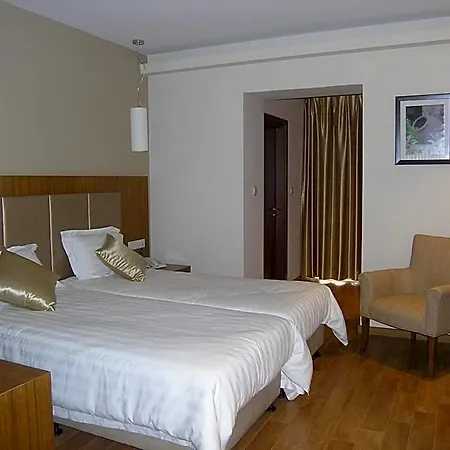 Livadia Kyperounta Otel Spilia