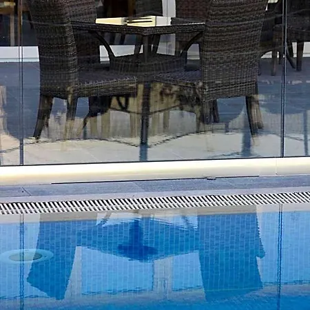 Otel Livadia Kyperounta