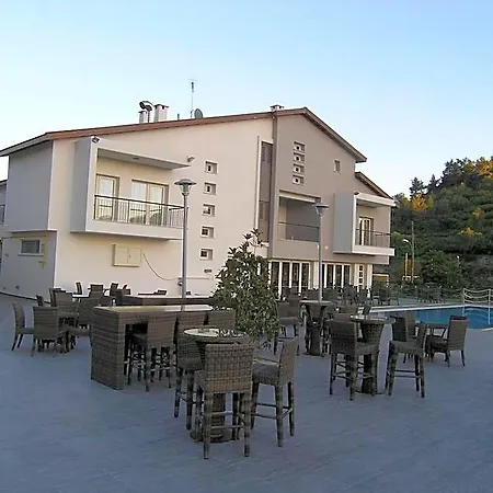 Livadia Kyperounta Otel Spilia